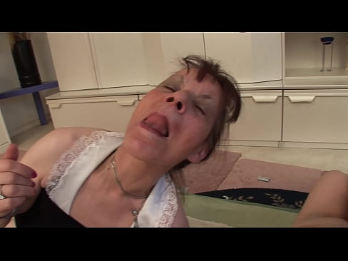 ❤️ Dvi močiutės ir vienas senelis mylisi trise ❤ Porno prie mūsų ❌️❤